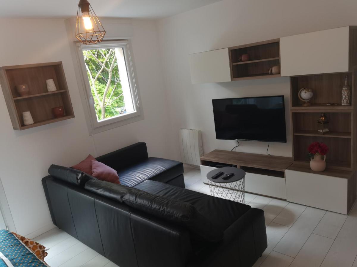 Home Up Безон Екстер'єр фото