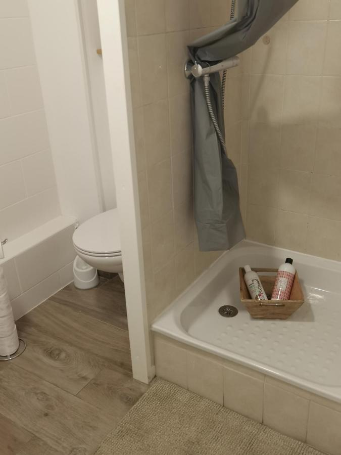 Home Up Безон Екстер'єр фото